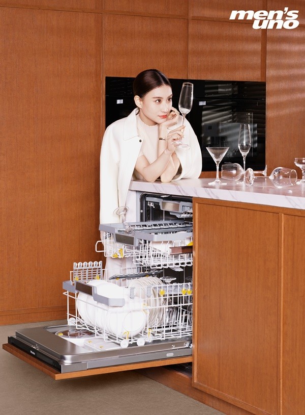 1744254714409802.jpg 3.jpg